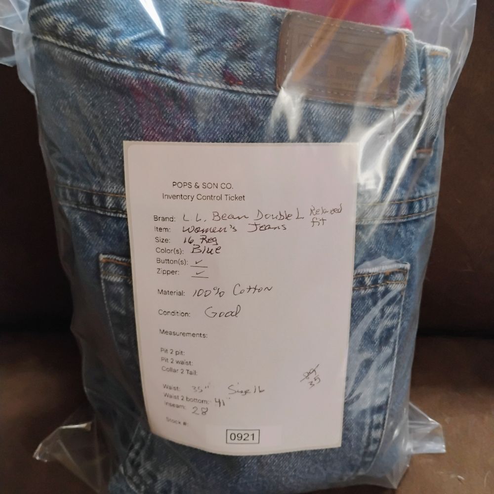 (0921) L.L. Bean Double L Relaxed Fit Women's Jeans Size: 16 Reg. - Picture 6 of 6